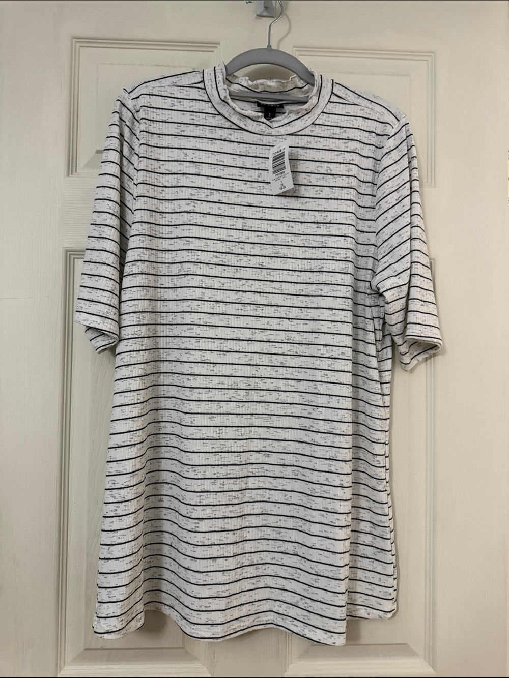 NWT Modest Short Sleeve Lettuce Hem Mock Neck Top Sz 2/2X/18-20